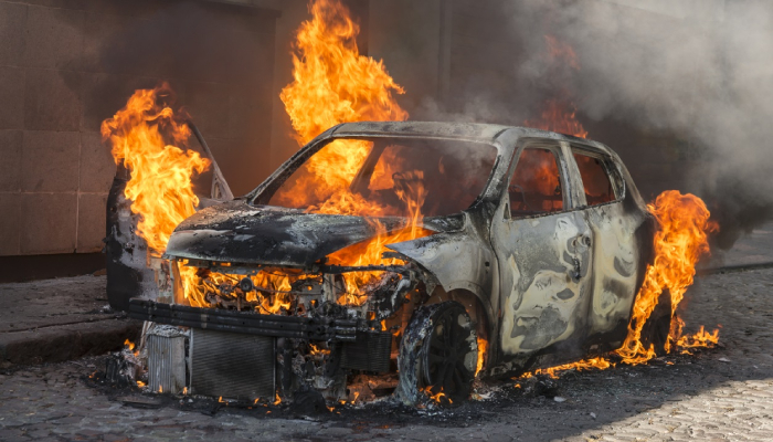 امداد خودرو در مواقع آتش‌سوزی خودرو