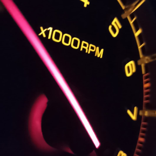 دور موتور خودرو